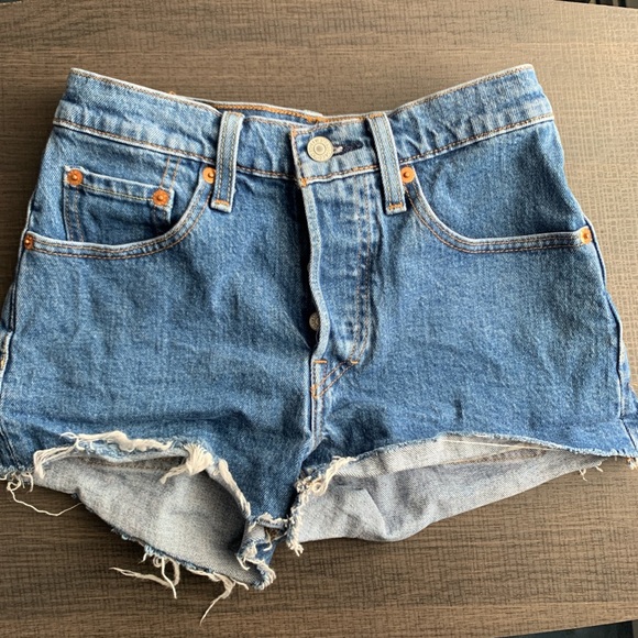Levi's Pants - Levi 501 shorts high rise